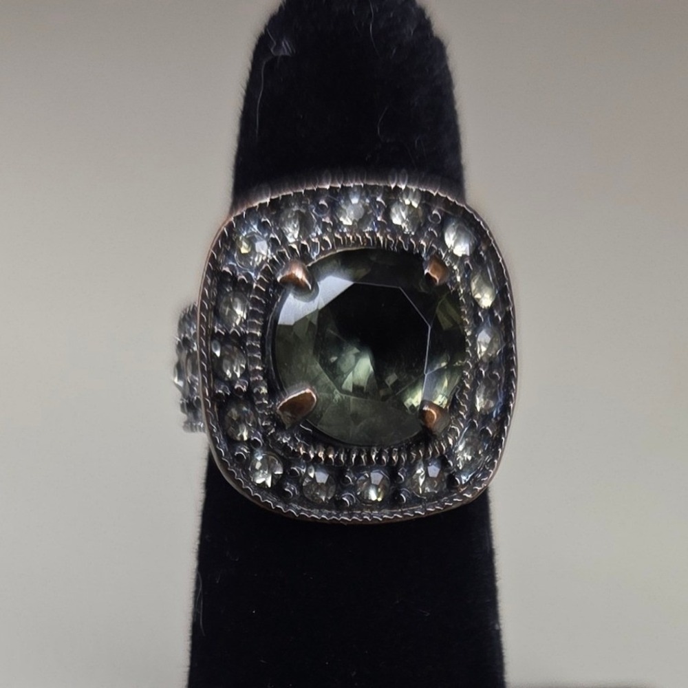 Vintage Style Smoky Green Stone Cocktail Ring Gunmetal Tone Size 5.5 0380
